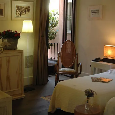Hotel Mas De Baix