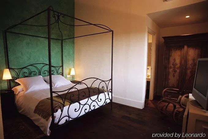 Mas De Baix 4* Cabrils