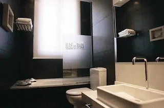 Mas De Baix 4* カブリルス