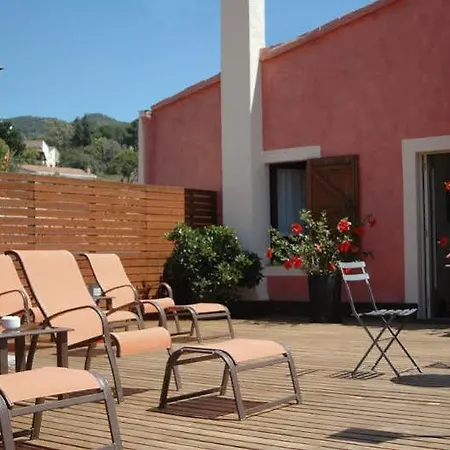 Mas De Baix 4* カブリルス